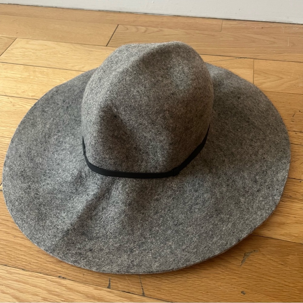 Gray Hinge Felted Hat